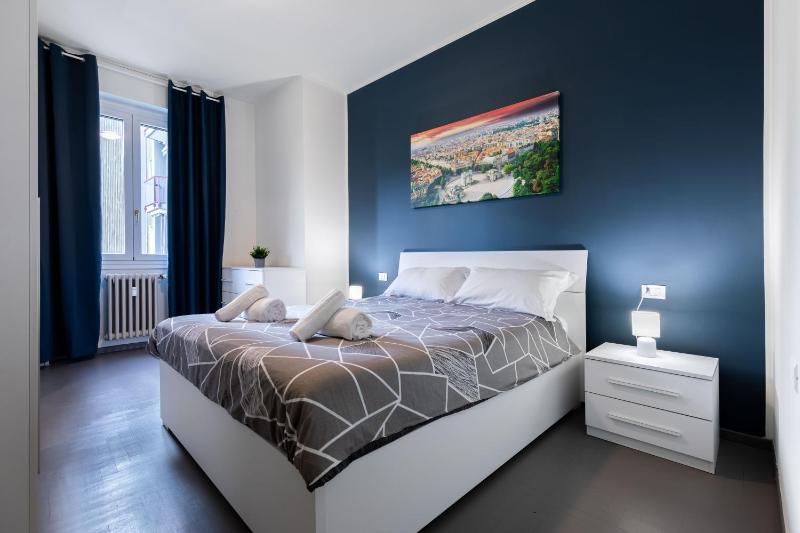 Central Station 13min - 2 Bedrooms, 2 Bathrooms, Metro — отзывы гостей и цены