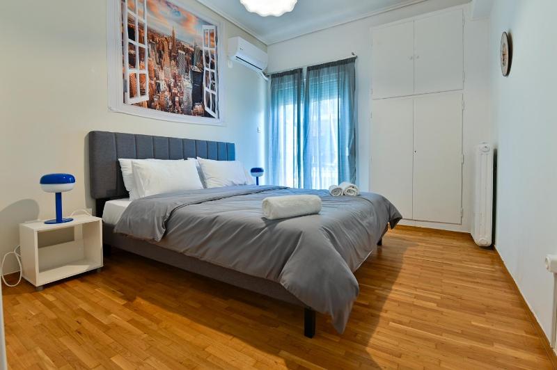 Athens Retreat 1-BDR Apartment by WeHost Athens — отель в Афины, Греция