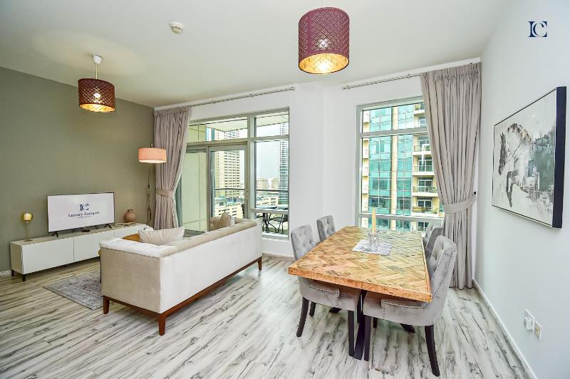 1BR with Burj Khalifa View - Loft Central — отзывы гостей и цены