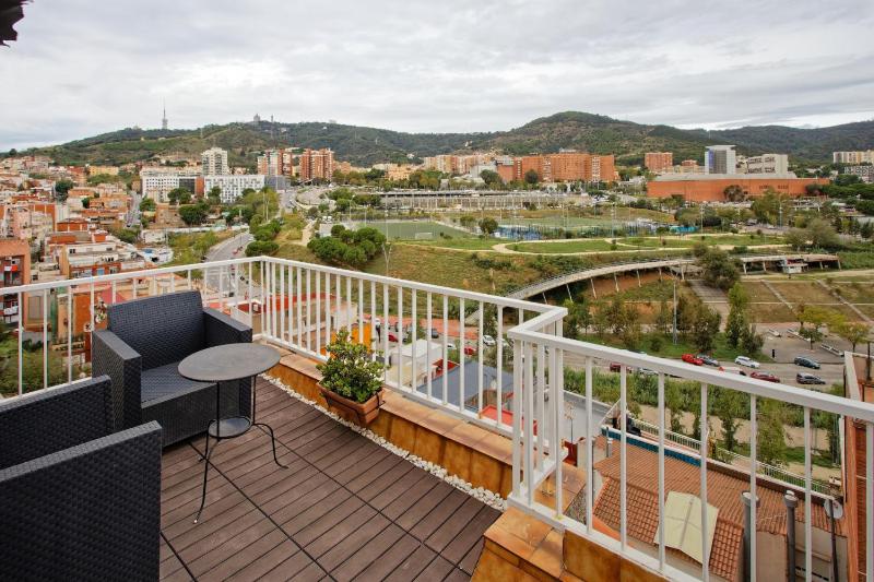Large penthouse with incredible views — отель в Барселоне, Испания