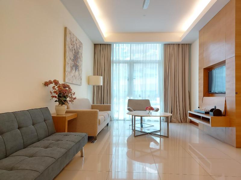 KLCC Suites 274 Bukit Bintang 4 Pax Free 1 Parking — отель с удобствами в Куала-Лумпуре