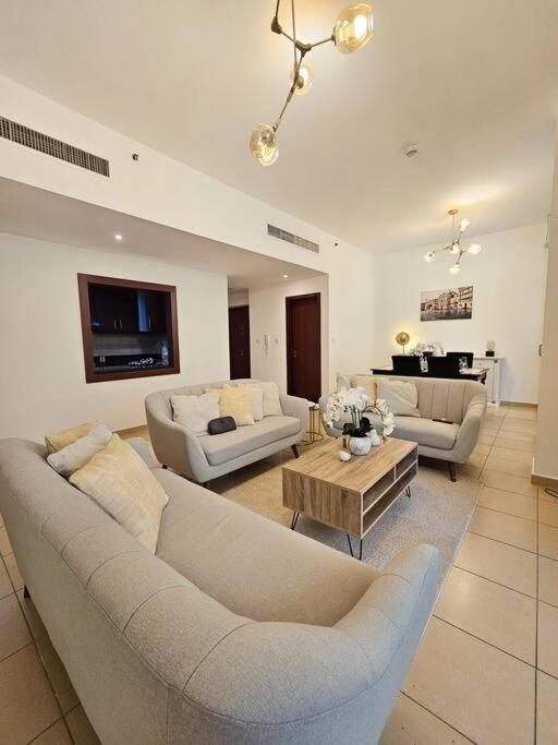 Luxury JBR Apartment 172 — комфортный отель в Дубае