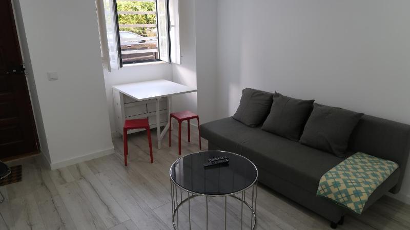 Lisbon Secret & Pena cozy apartment — забронировать отель в Лиссабоне
