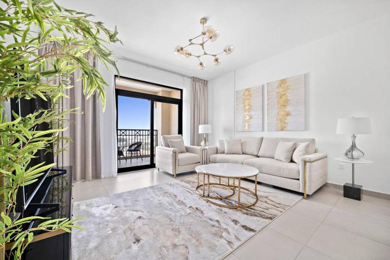 Chic 1BR APT Rahaal 2 MJL — отель с удобным расположением в Дубае