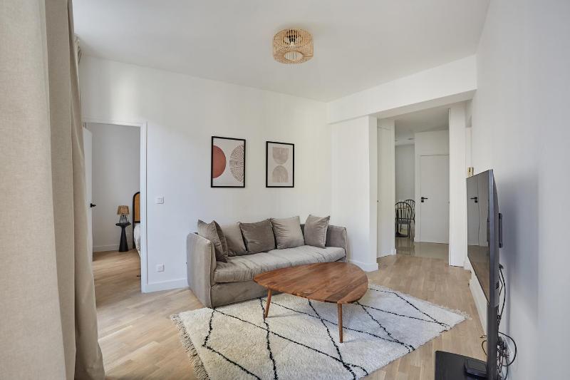 Apartment center of Paris by Studio prestige — отель с удобным расположением в Париже