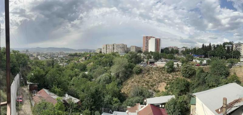 Gostepriimnyj dom s radusnymi hozaevami — отель в Тбилиси, Грузия