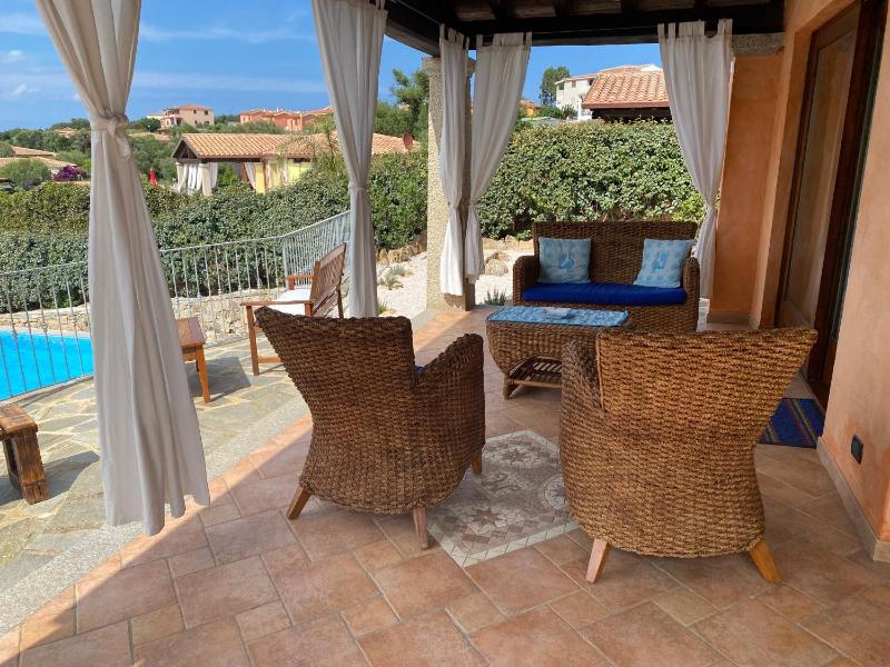Villa Nanà a Tanaunella - Elegante villa vista mare