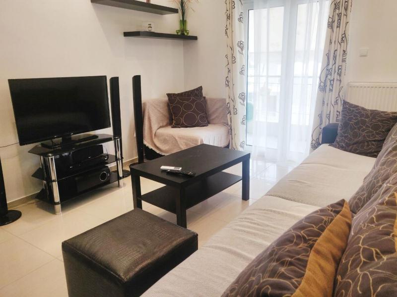 Apartment ,,The Mall Athens" — комфортный отель в Афины