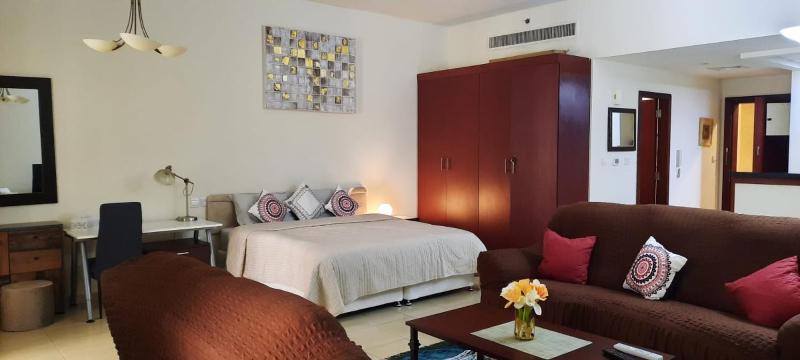 Huge Studio in Jumeirah Beach Residence , Rimal 2 Building,Dubai — отзывы гостей и цены