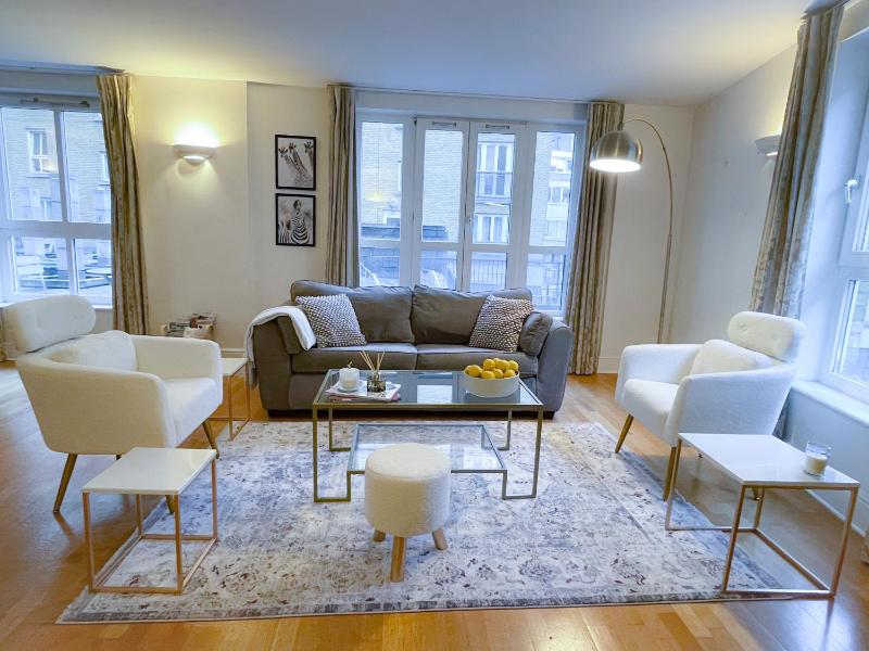 Luxury 2 bedroom apartment in central London at affordable rates — отель с удобным расположением в Лондоне