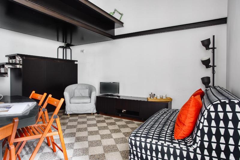 JOIVY Chic Studio, Easy Access to Centre — отель в Милане, Италия
