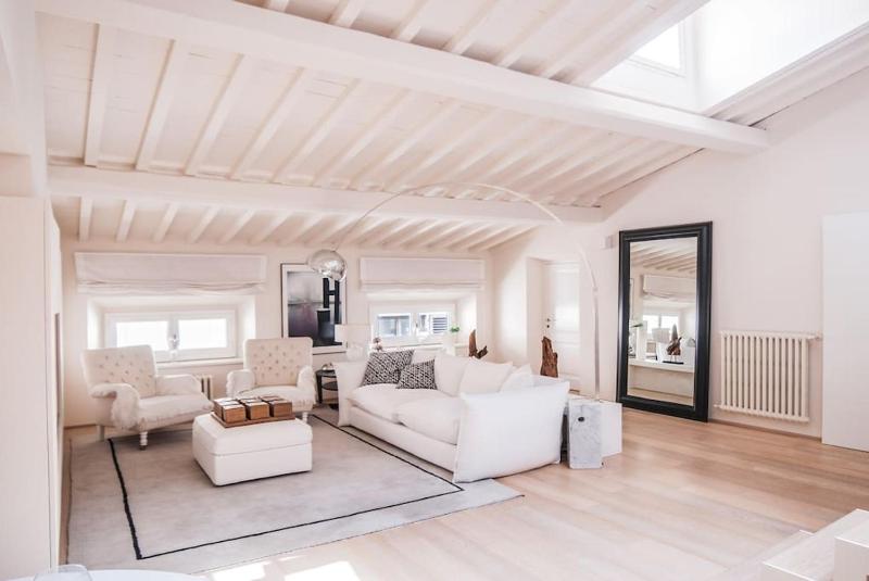 Цены на Modern Loft 2pax- Ponte Vecchio в Флоренции