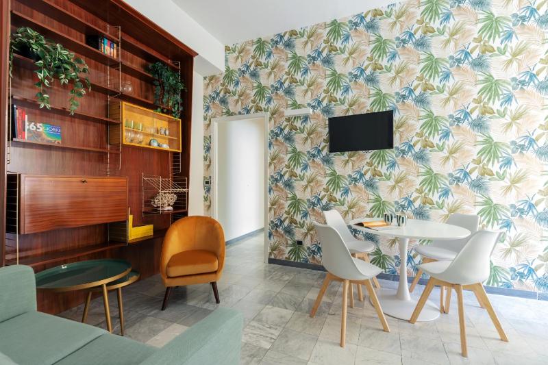 Цены на JOIVY Wonderful 2bed flat in Perfect Centre в Милане