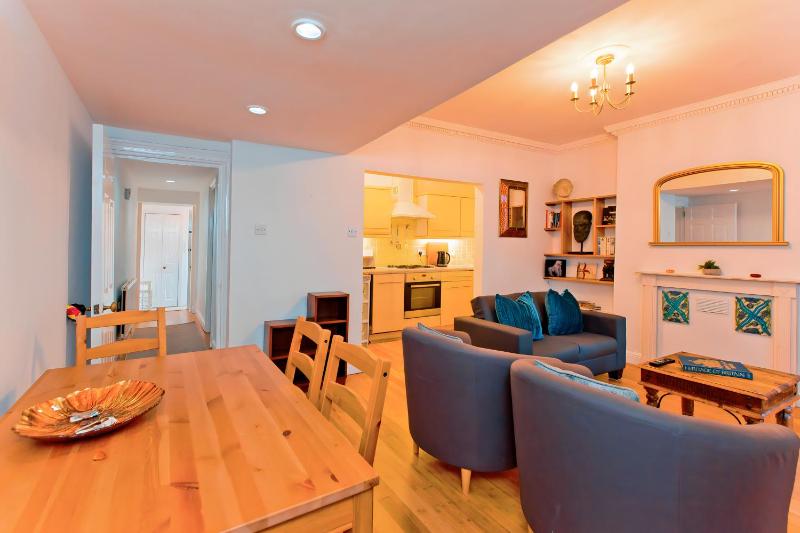 Gorgeous London 2-bed flat - 25 minutes walk from Winter Wonderland — отель в Лондоне, Соединенное Королевство
