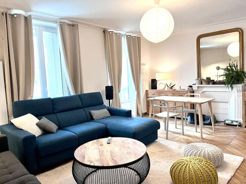 Цены на Appartement 2 pieces 17eme - Villiers/ Batignolles в Париже