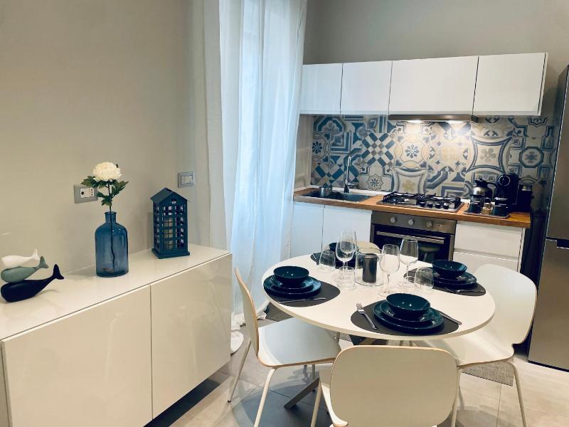 Maison cilea 102 — забронировать отель в Неаполе