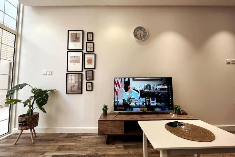 Cosy w/ Private Entry+20 min airport+S acess — отель с удобным расположением в Рияде