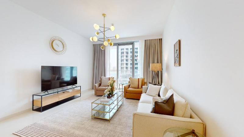 Primestay - 1BR Beach Isle, Dubai Harbour — комфортный отель в Дубае