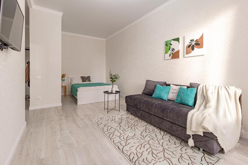 Apartamenty radom s Botaniceskim sadom — отель в Астане, Казахстан