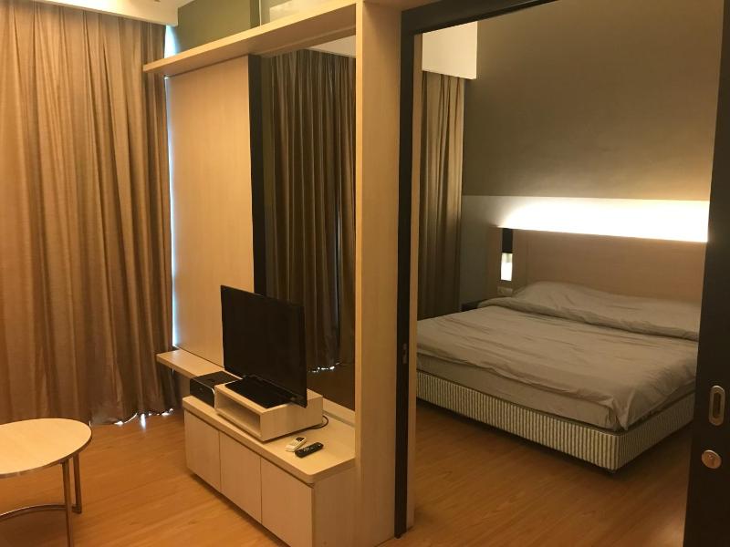 Swiss Garden Residence 1 Bedroom Suite — отель с удобствами в Куала-Лумпуре
