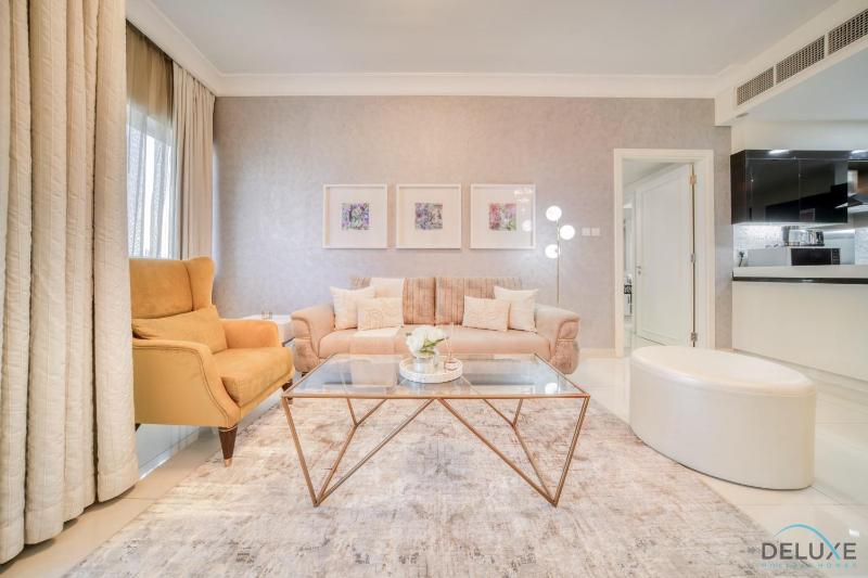 Chic 1BR at The Signature Downtown Dubai by Deluxe Holiday Homes — отель в Дубае, Объединенные Арабские Эмираты