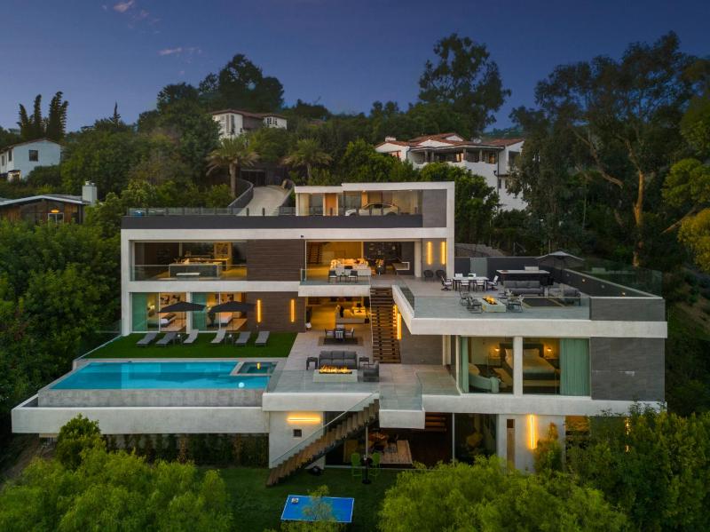 Los Tilos — отель с удобным расположением в Лос-Анджелесе