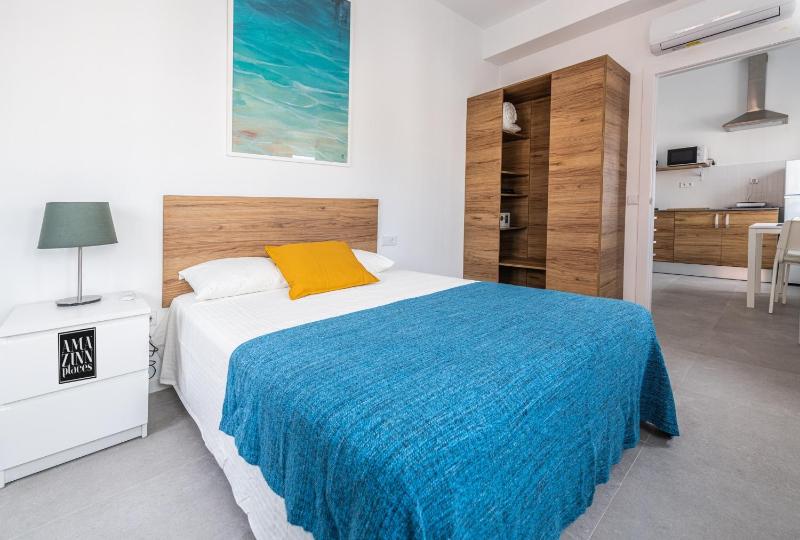 Nueva habitacion a metros de playa con cocina y WC compartido, terraza y zonas comunes 3Ac — отель в Валенсии, Испания
