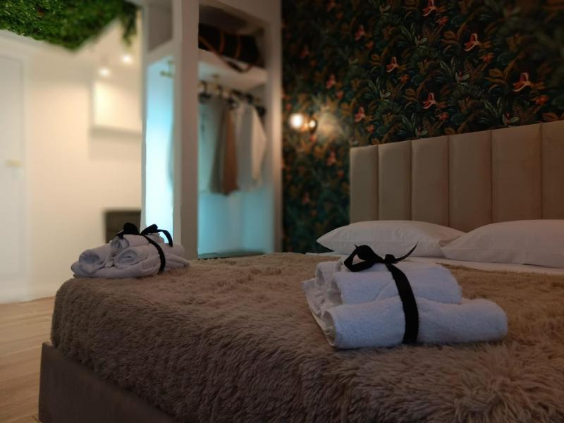 La Maison di Luche' — отель с удобствами в Неаполе