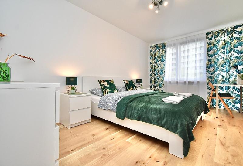 Rental Apartment Obrzezna — отель с удобствами в Варшаве