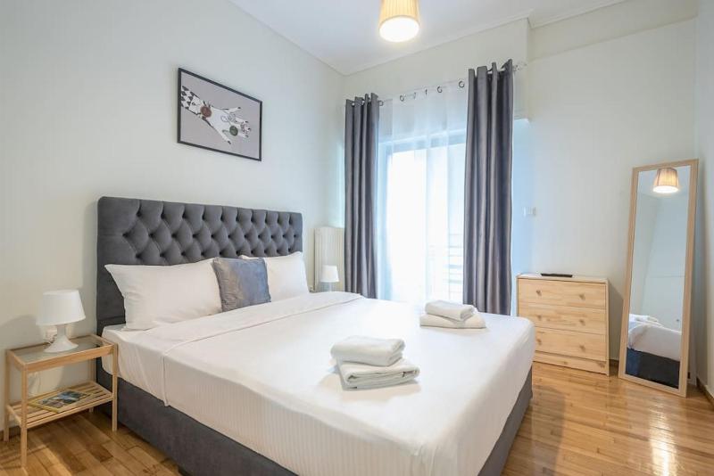 Цены на Athens Apartment Nina,1 Minute From Metro Station в Афины