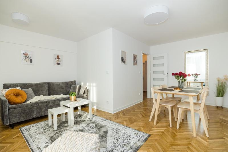 ShortStayPoland Jana Pawla II (B141) — отзывы гостей и цены