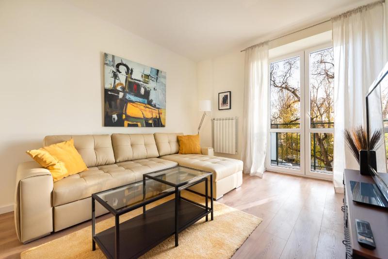 Ochota Sunny Apartment — забронировать отель в Варшаве