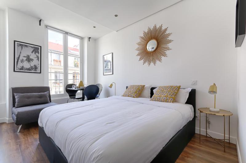 SD9 - Sky View Studio 2P - Center Paris — отель в Париже, Франция