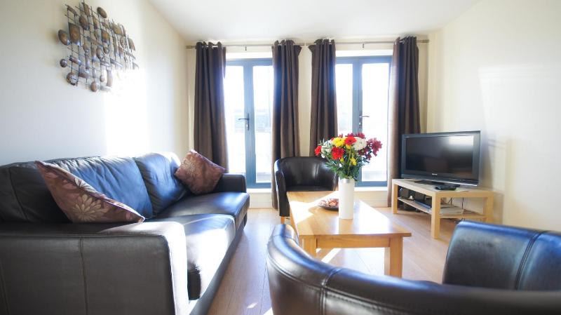 Цены на Crompton Court Apartments в Лондоне