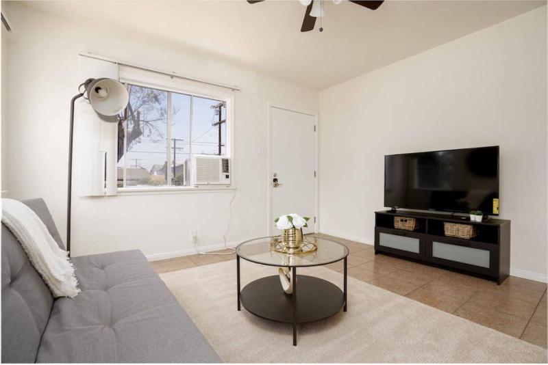 Homey 1BR Home in Mid-City near K-town — отель в Лос-Анджелесе, Соединенные Штаты Америки