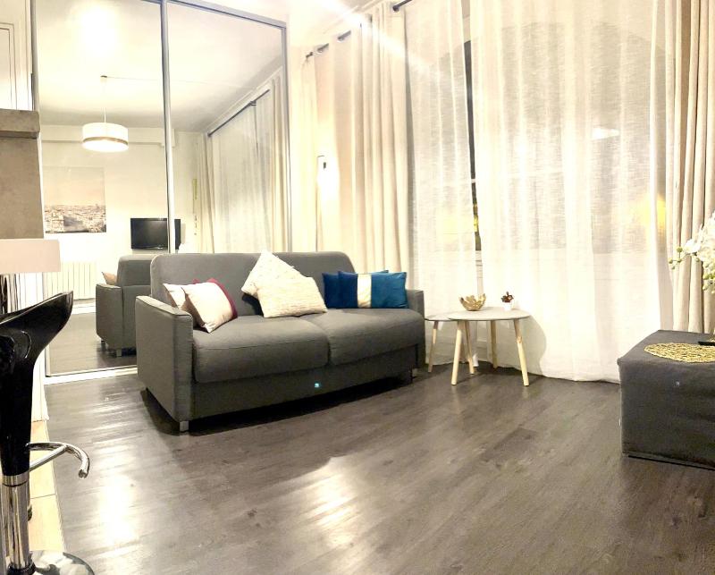 Cozy studio chatelet — отель с удобствами в Париже