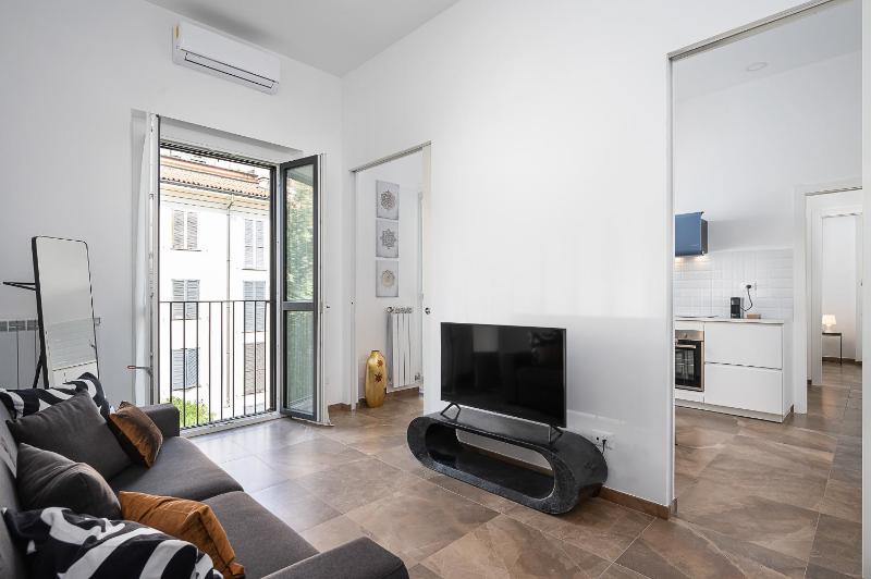Gottardo Apt (Corso San Gottardo / Navigli) — комфортный отель в Милане