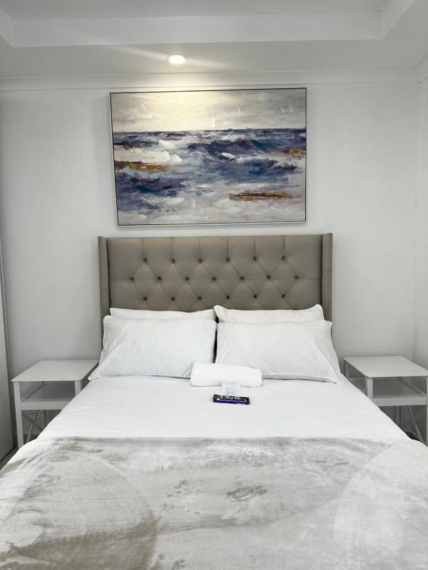 FrAdel Lagoon Holiday Unit — отель с удобствами в Кейптауне