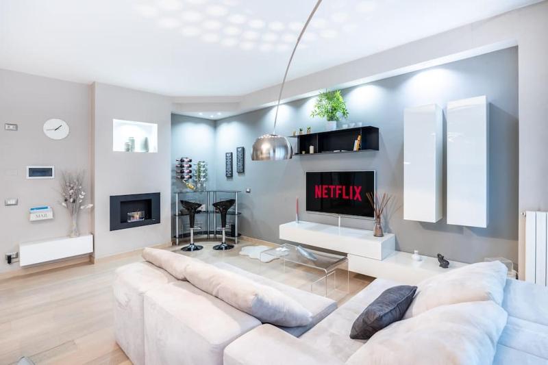Luxury suite Santa Giulia — комфортный отель в Милане