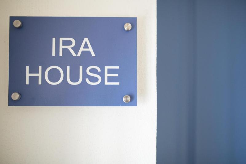 IRA HOUSE — отель в Неаполе, Италия