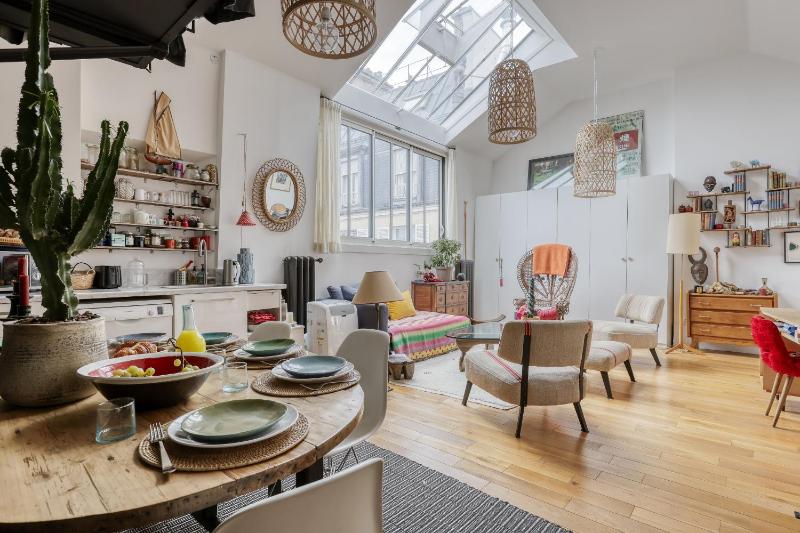 Charming Designed Loft - Latin Quarter - Paris 05 — забронировать отель в Париже