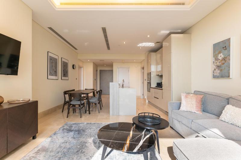 Luxury Seaside-1 fl/2BD/The8 — комфортный отель в Дубае