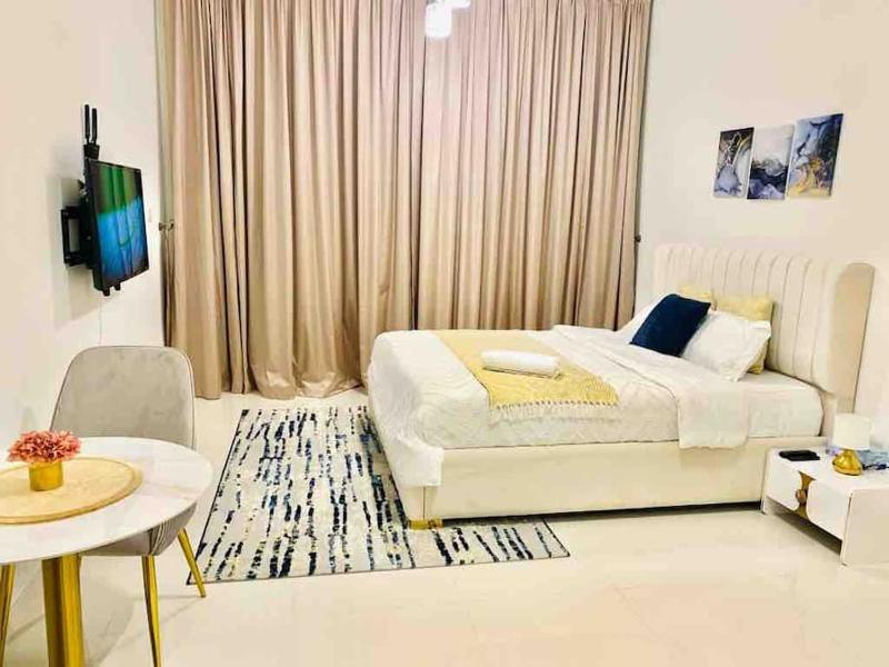 Luxury Studio: Elite Staycation — отель с удобствами в Дубае
