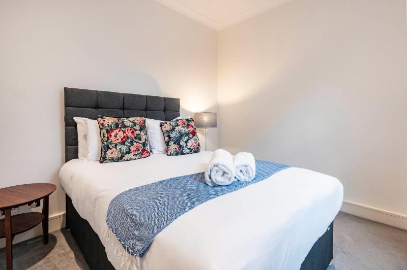 Farm view 2-Bedroom Apartment, Vauxhall — отель в Лондоне, Соединенное Королевство