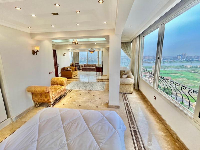 Royal Suite By The Nile — забронировать отель в Каире