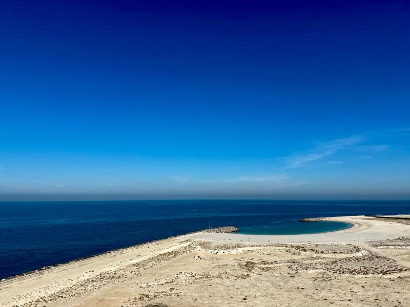 Serenity Sea View Studio — отель с удобным расположением в Рас аль-Хайме