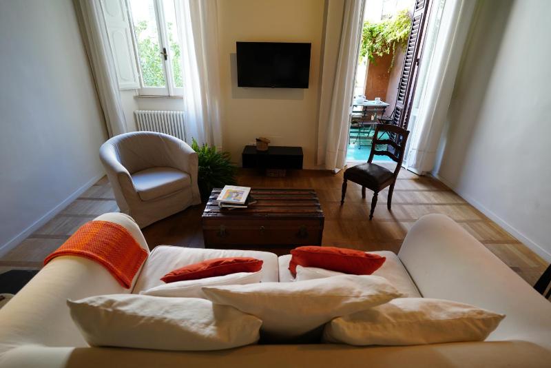 Rome Center, luxury & history in Via Monserrato — забронировать отель в Риме