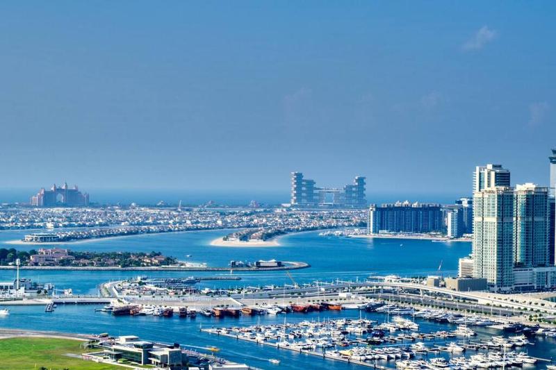 Stunning 2BR in Dubai Marina with sea view — отель с удобствами в Дубае