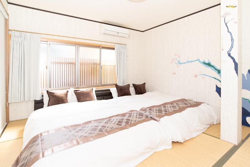 Цены на SamuraiHouse в Осаке