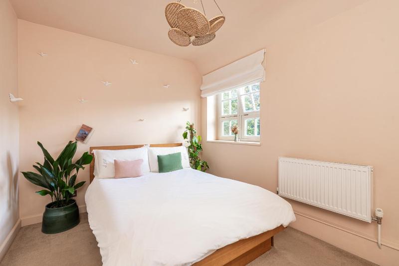 Цены на JOIVY Elegant 1 bed flat near London Eye and Big Ben в Лондоне